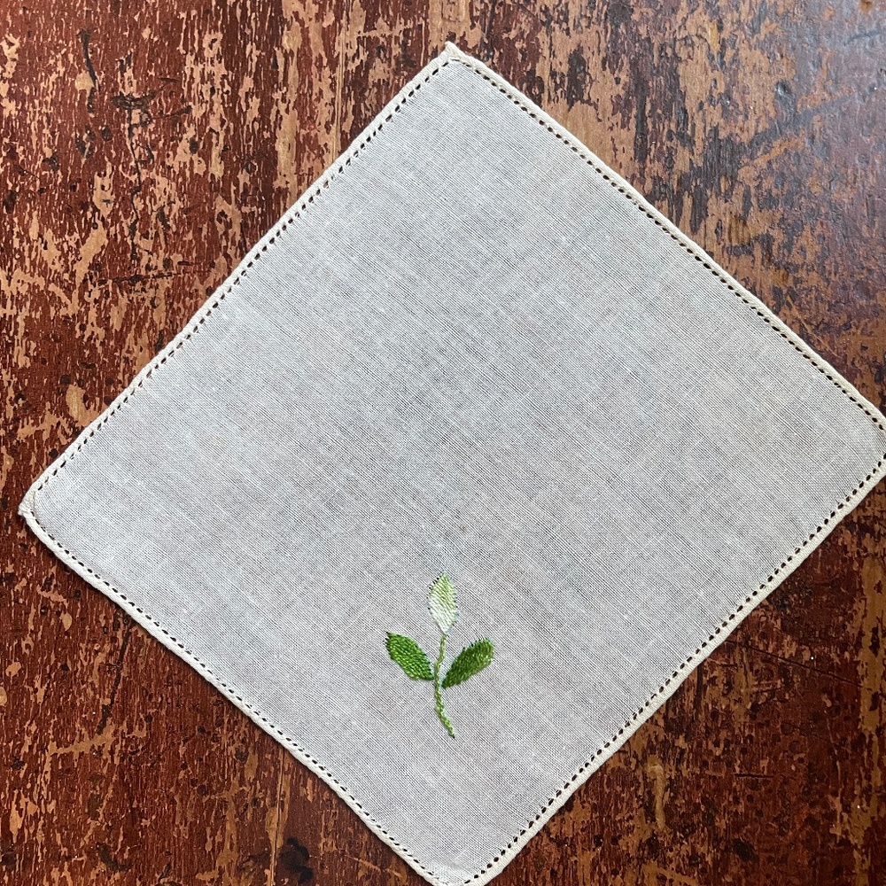vintage linen napkins - Picture 7 of 12
